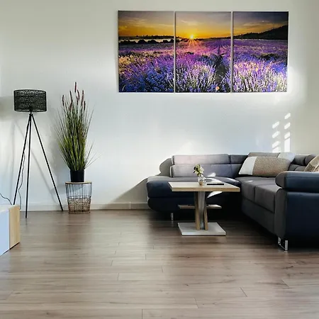 Sofia * Auerbach (Vogtland)